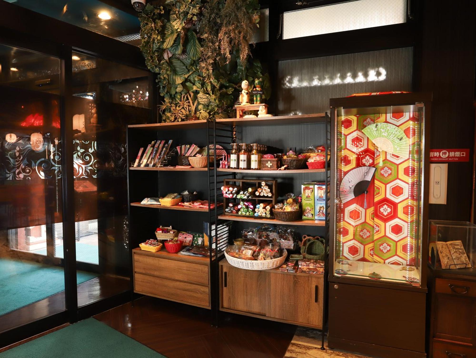Hotel K6 Osaka Namba (Adults Only) Esterno foto