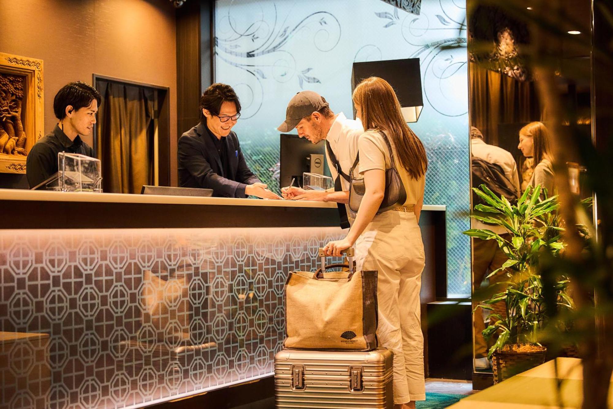 Hotel K6 Osaka Namba (Adults Only) Esterno foto